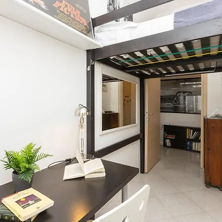 Pigneto By In רומא